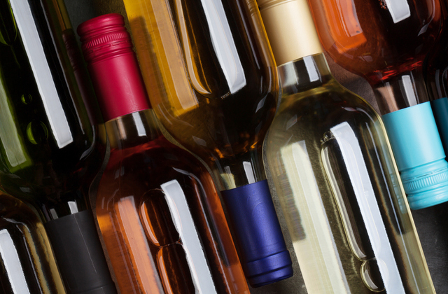 「備長炭」で一本、一本丁寧に焼き上げます。